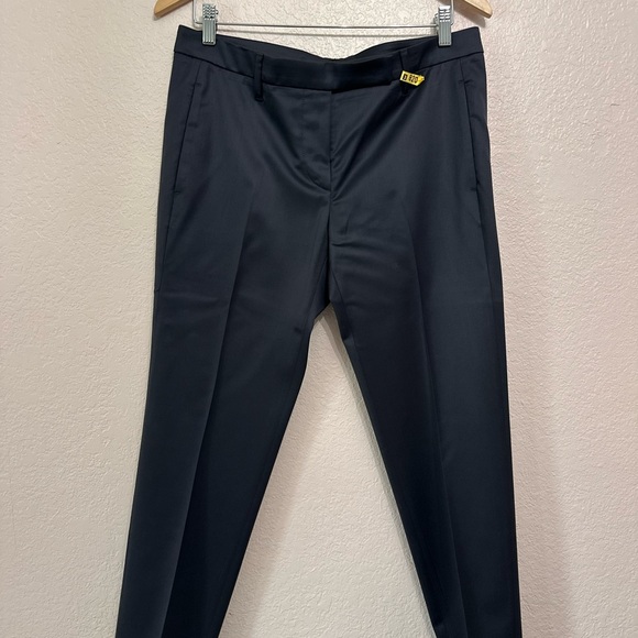 Brunello Cucinelli Black Virgin Wool Dress Pants Elegant Design